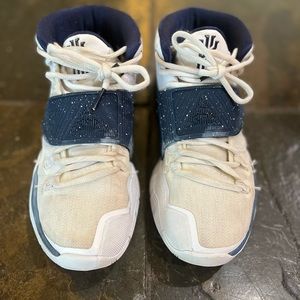 Nike Kyrie 6